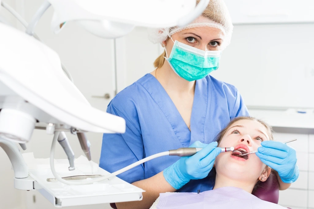 periodontist in dubai